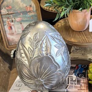 Easter Silver Decorative Floral 8” Egg